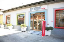 pub per bambini milano Superstudio Café